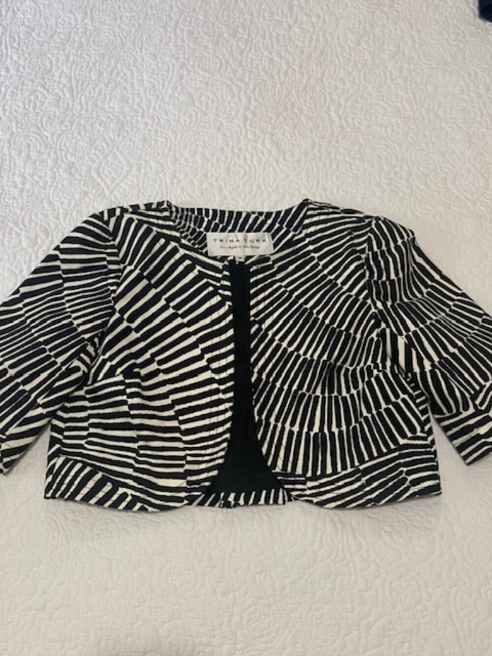 Trina Turk Black & White Bolero Cropped Jacket Blazer - Size 4